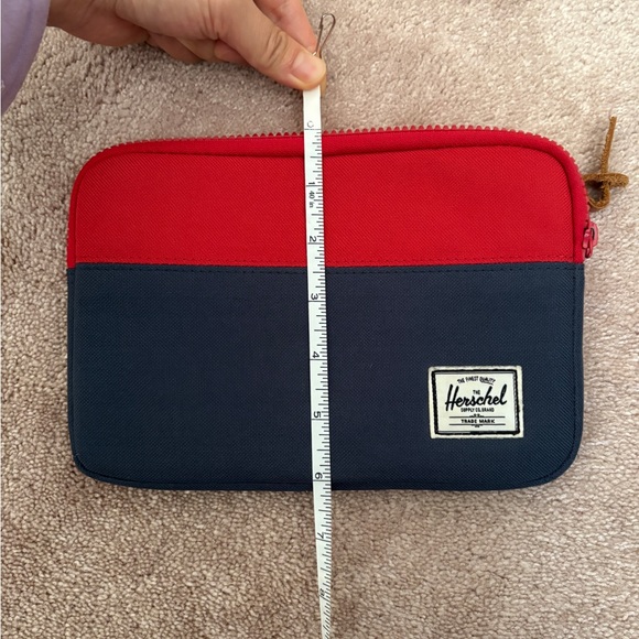 Herschel Supply Company Red and Blue Tablet Case - Picture 5 of 5